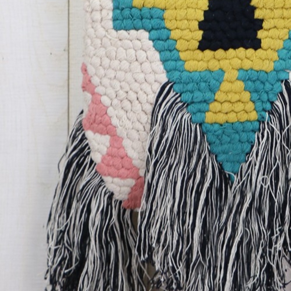 Last One! ~NWT Boho Tribal Fringe Crossbody Bag - Picture 4 of 4